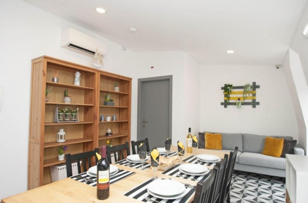 In Downtown - Villa Serenity 阿尔布费拉 外观 照片
